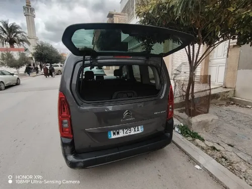 Citroen Berlingo 2023 
