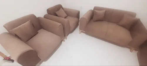 صالون للبيع