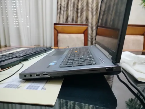 HP elitbook 8770w workstation 