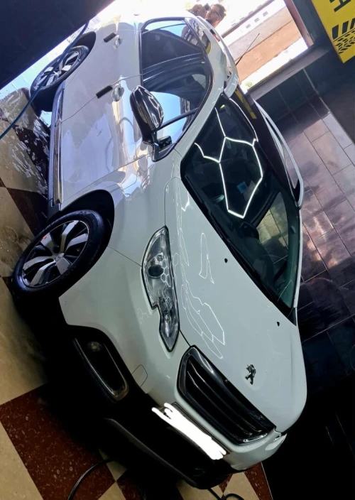 Peugeot 2008 2015 Allure