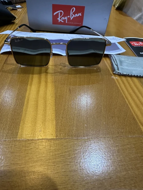 Lunettes de soleil