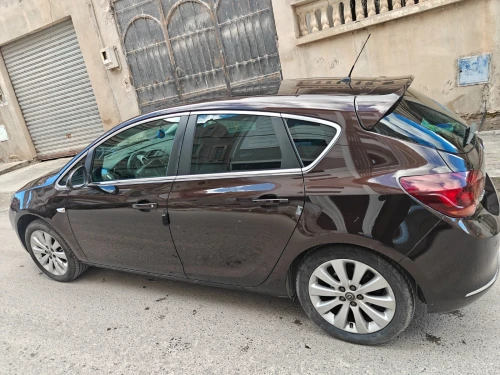 Opel Astra 2017 COSMO
