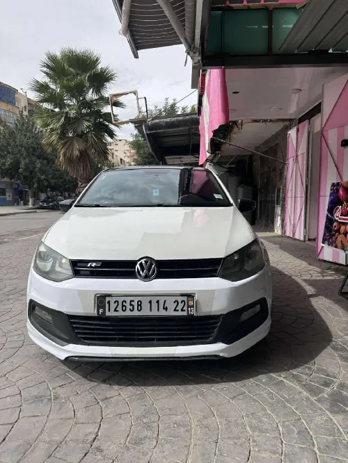 Volkswagen Polo 2014 R-line