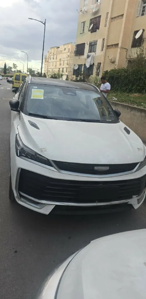 Geely Coolray 2025 Tout option