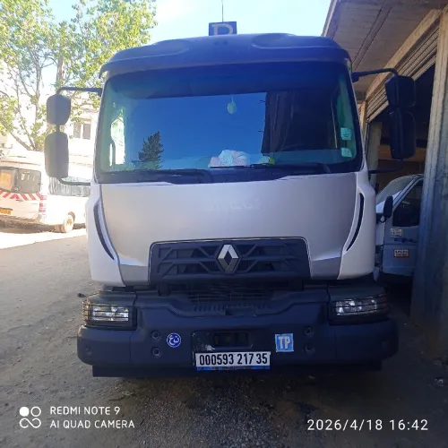Renault Midlum 2017