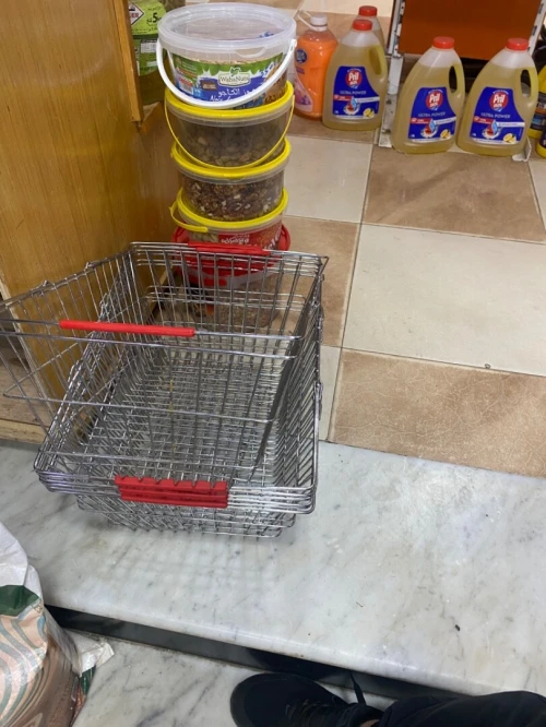 A VENDRE MATÉRIELS POUR SUPÉRETTE COMPLET 