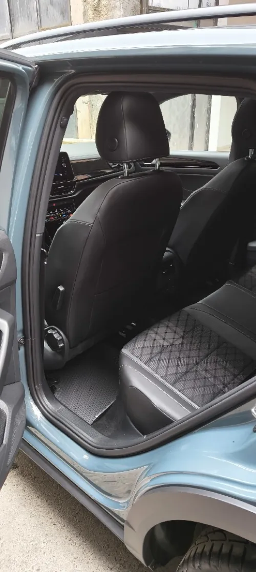 Volkswagen T-Roc 2025 R-Line 