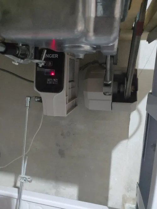 machine a coudre industrielle SINGER