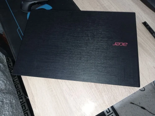 حاسوب acer semi gaming doubel carte graphic كابا من الاوروب ونضييف بزااف 