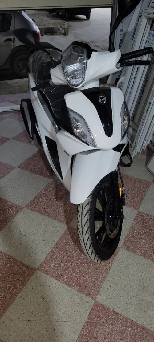 Sym St200 