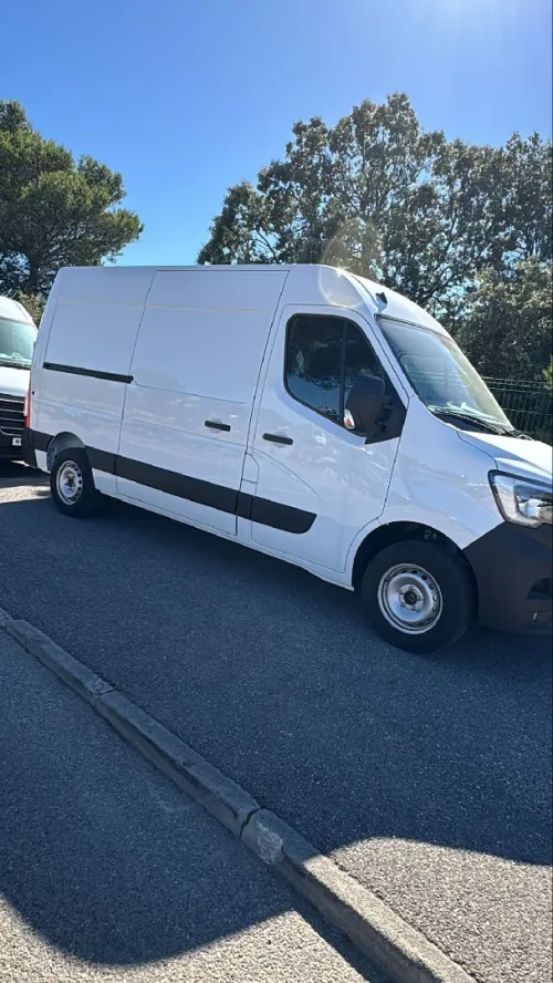 Renult Master 2 panneaux 2025