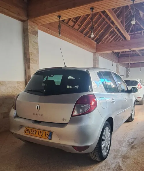 Renault Clio 3 2012 Night and Day