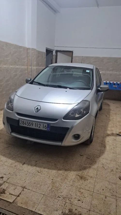 Renault Clio 3 2012 Night and Day
