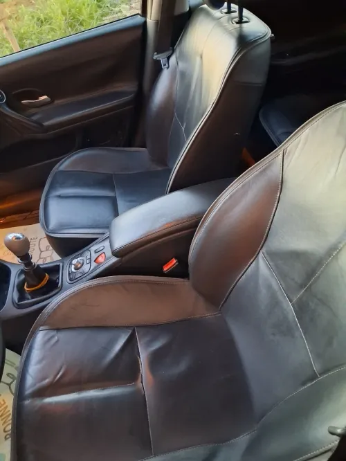 Renault Laguna 2 2001 initial