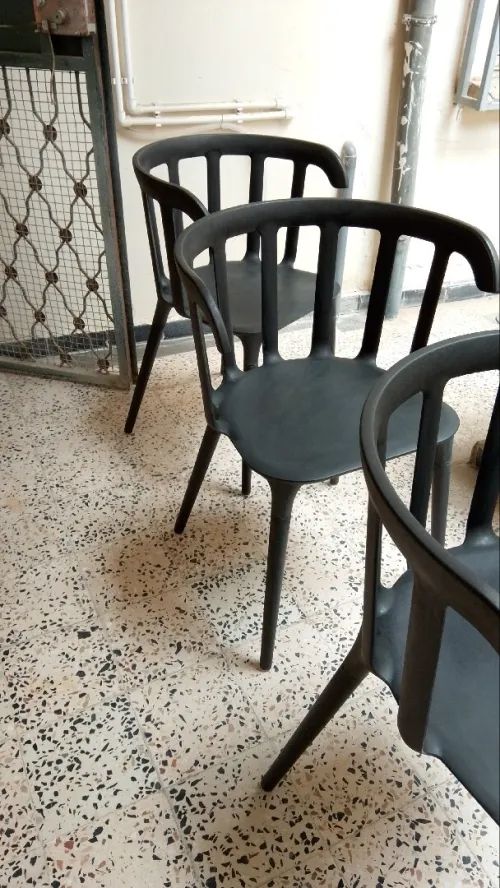 Lots de 4 chaises noir avec accoudoirs