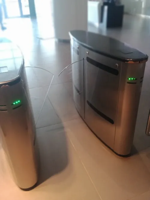Électricité industriel et bâtiment et système incendie détection intrusion