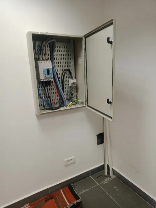 Électricité industriel et bâtiment et système incendie détection intrusion