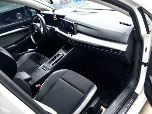 Volkswagen Golf 8 2024 