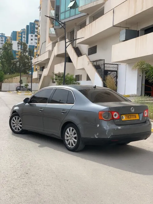 Volkswagen Jetta 2011 Life