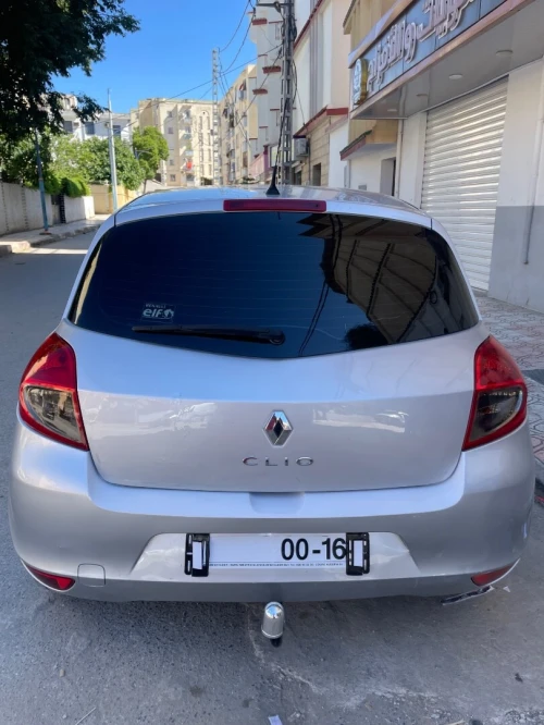 Renault Clio 3 2012 Night and Day
