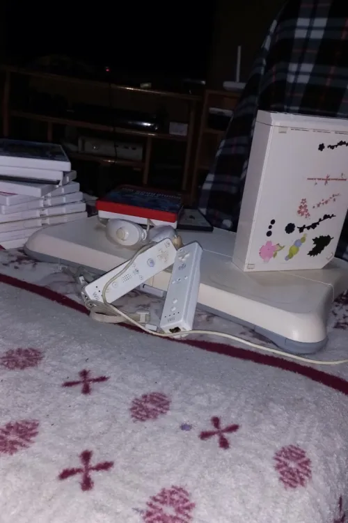 Nintendo Wii + Wii Fit Board + JEUX