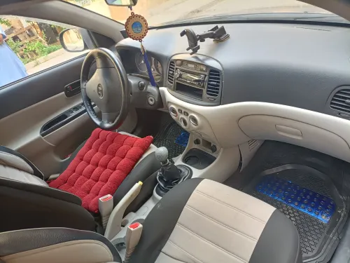 Hyundai Accent RB  4 portes 2011 Accent RB  4 portes