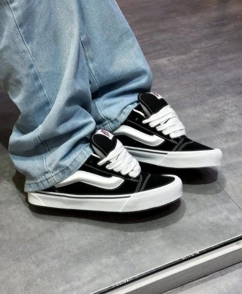Vans knu Skool