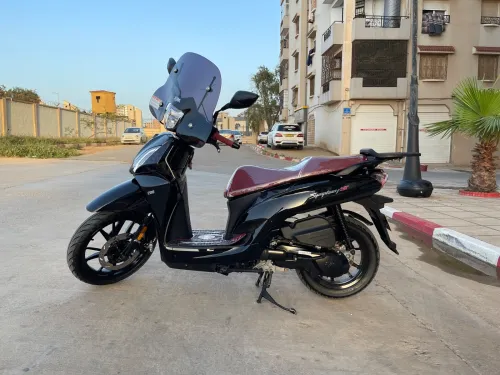 Sym St200 2025