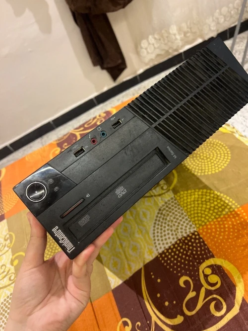 Unité lenovo i3 8G 6eme