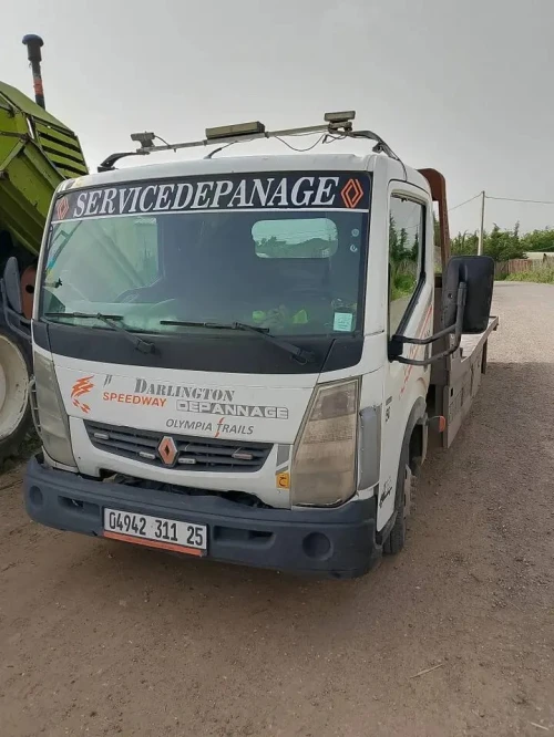 Renault Maxity 2011