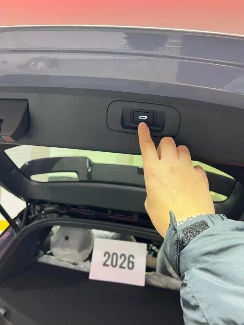 Geely Coolray 2026 Touts options