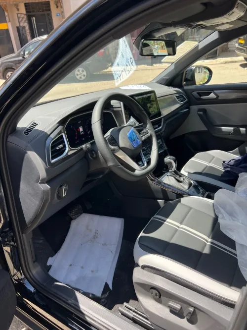Volkswagen T-Roc 2026 R lin back  magipue edition