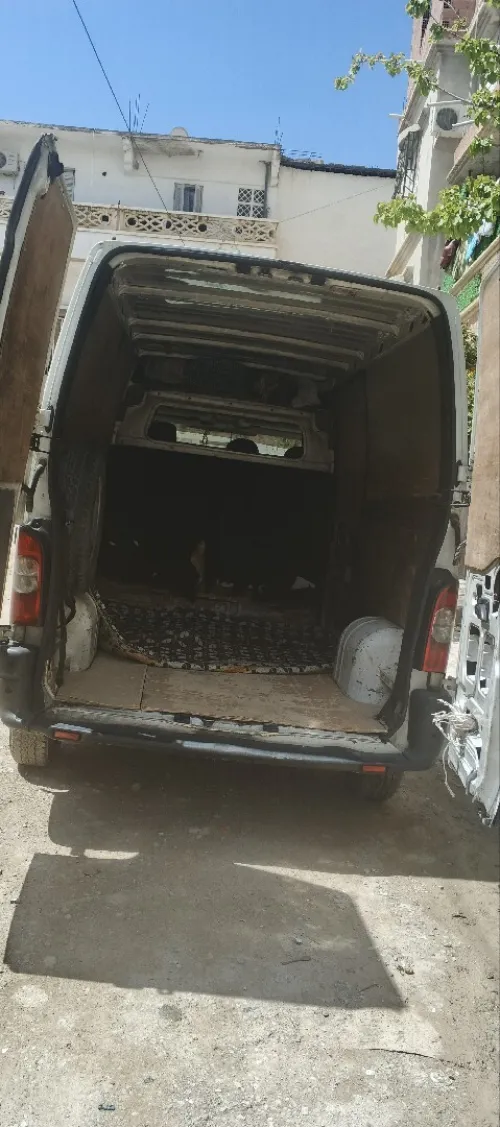Renault Master Van 2009