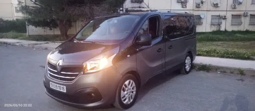 Renault Trafic 2019 8 places