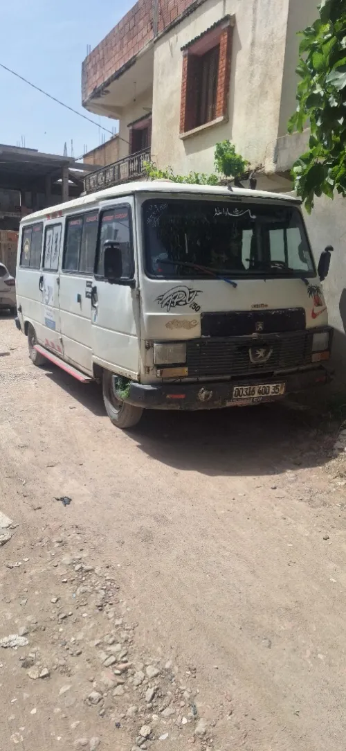 Peugeot Karsan j9 2000