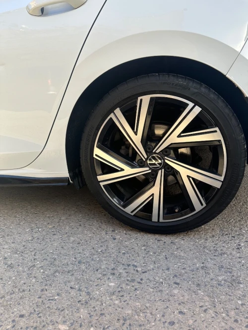 Volkswagen Golf 8 2021 R-Line