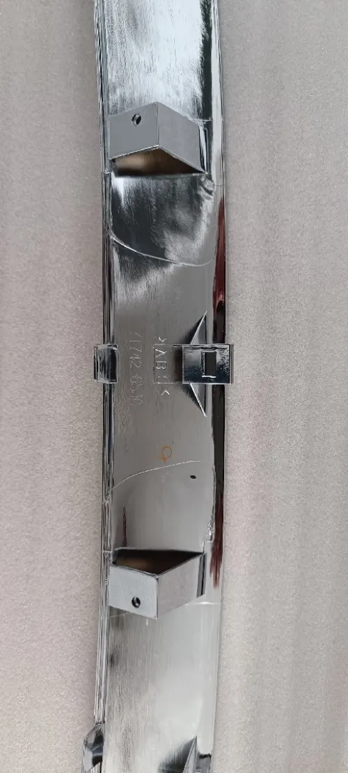 CHROME DE CALANDRE SUZUKI GRAND VITARA 1.9 DDIS
