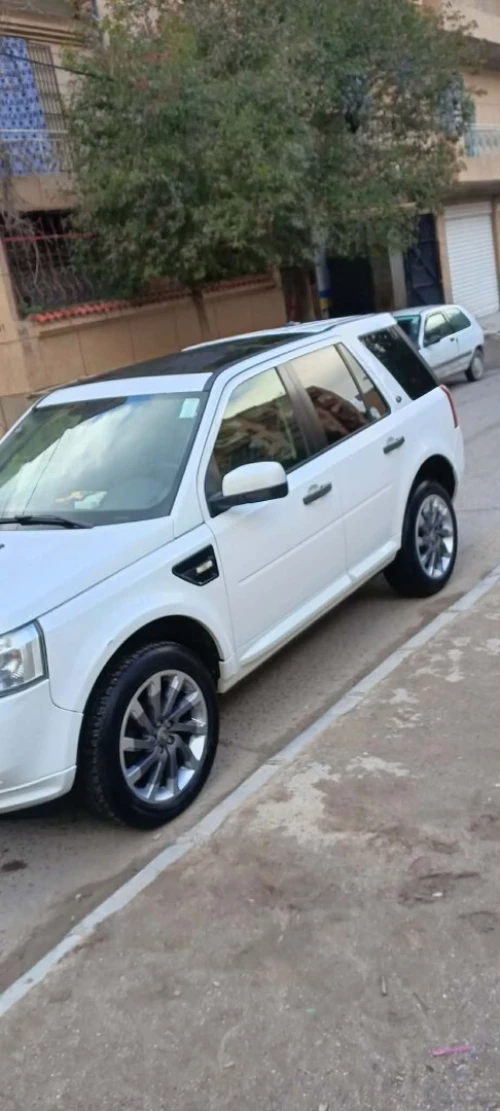 Land Rover Land Rover  2012 
