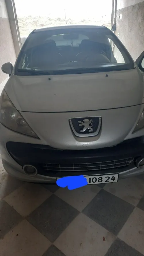 Peugeot 207 2008 207