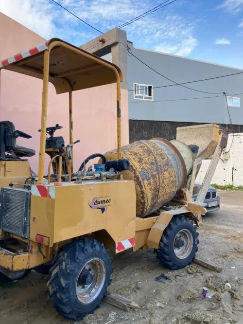 Dumek auto bétonnière 