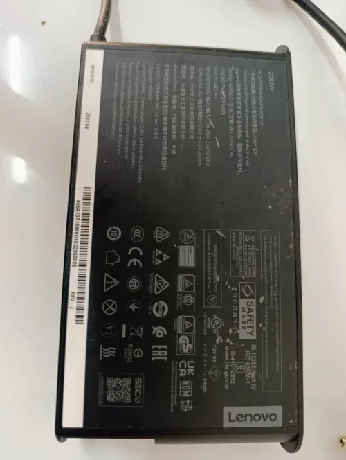 Chargeur d'origine Lenovo