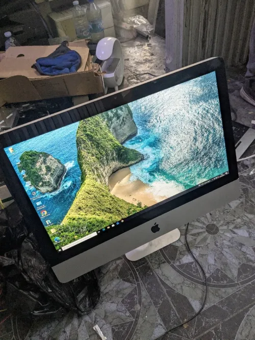 iMac 21.5pouce 2011 i5 6gb ram 500 go hdd double carte graphique