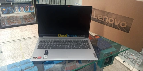LENOVO IDEAPAD 1 RYZEN 3-7320U 8Go 512Go SSD 15.6"