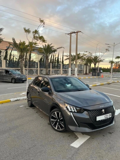 Peugeot 208 2022 GT