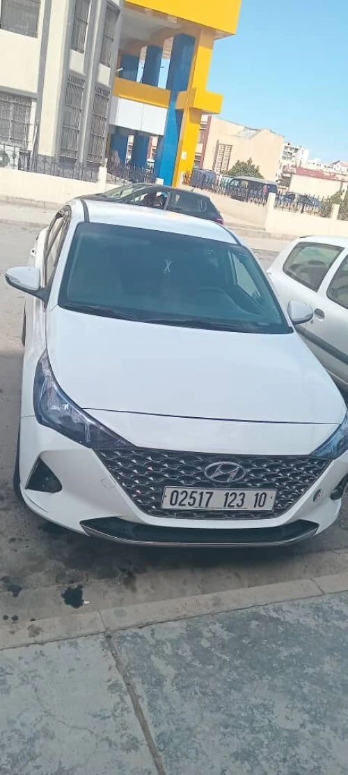 Hyundai Accent 2023 Rb