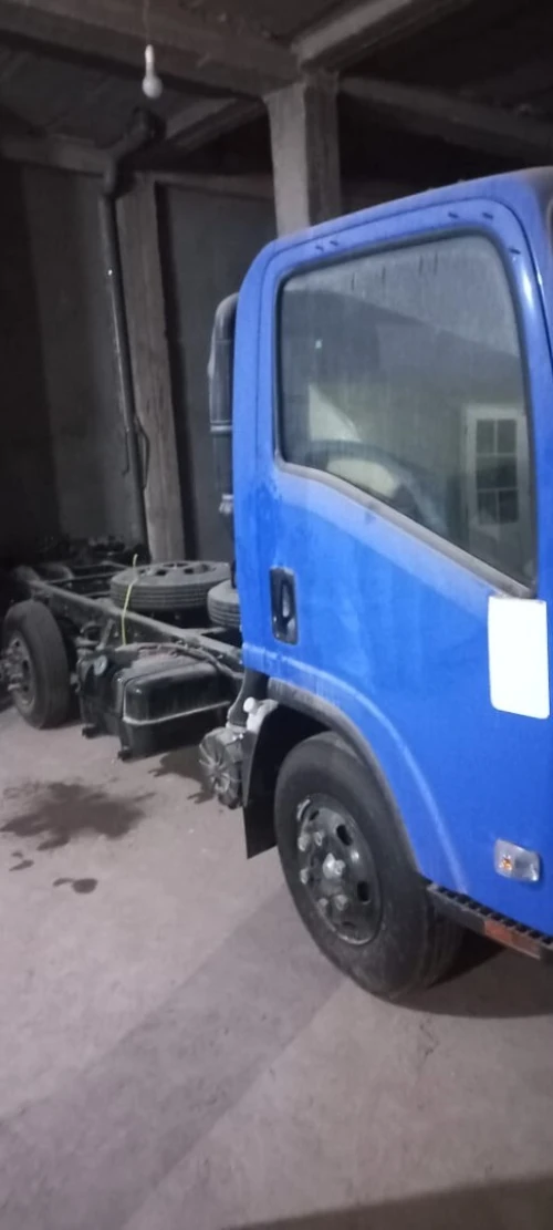 Isuzu Isuzu 2025