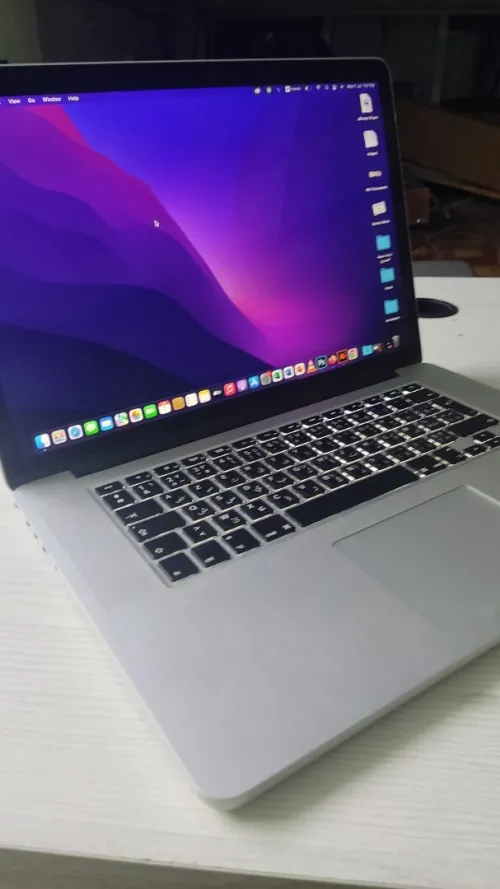 Mac book pro 2015 