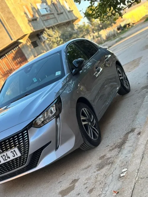 Peugeot 208 2024 Allure Pack