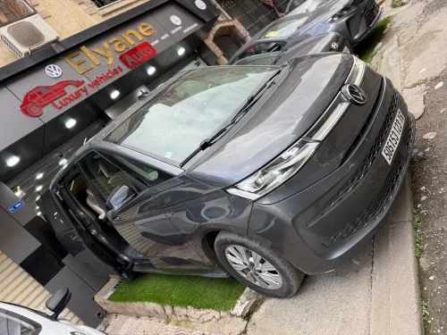 Volkswagen Multivan 2023 