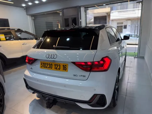 Audi A1 Sportback 2023 S line
